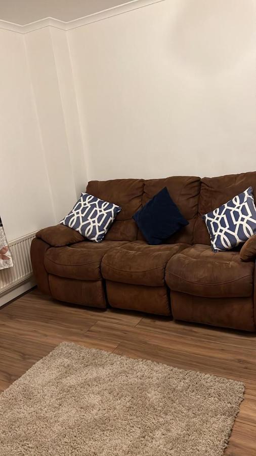 Smalinz Homes Finchley London Eksteriør billede